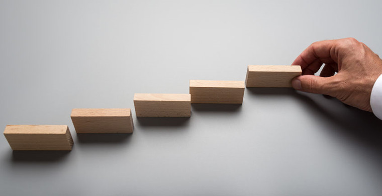 哪種情況下,賣家可以向亞馬遜平臺申訴索賠多收取的款項?