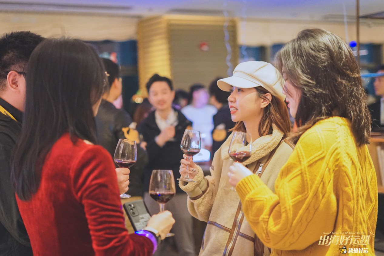 年營業(yè)額100萬美金的跨境賣家才能參加的高端趴，到底在玩啥？