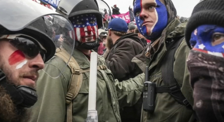 1610423501484686.png 特朗普任期今天結束?美50州或爆發武裝抗議